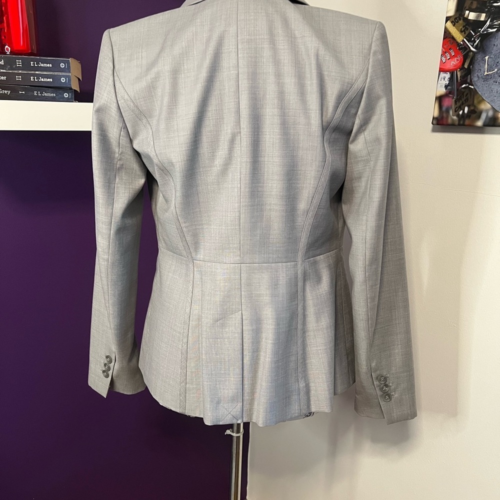 Classiques Entier 2 Piece Suit - Picture 7 of 11